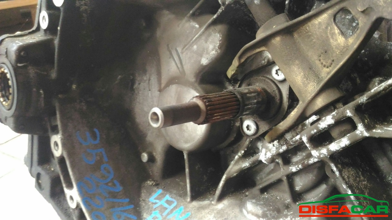 Cambio usato Lancia Phedra 2002, codice 4HW – foto 2 di 10