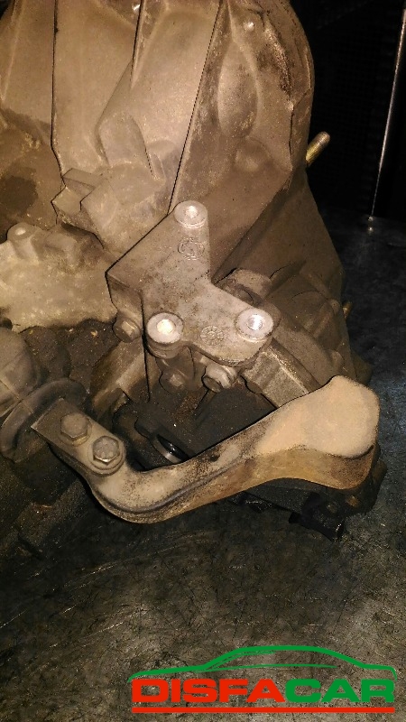 Cambio usato Alfa Romeo Alfa 147 2000, codice AR32104 – foto 7 di 8