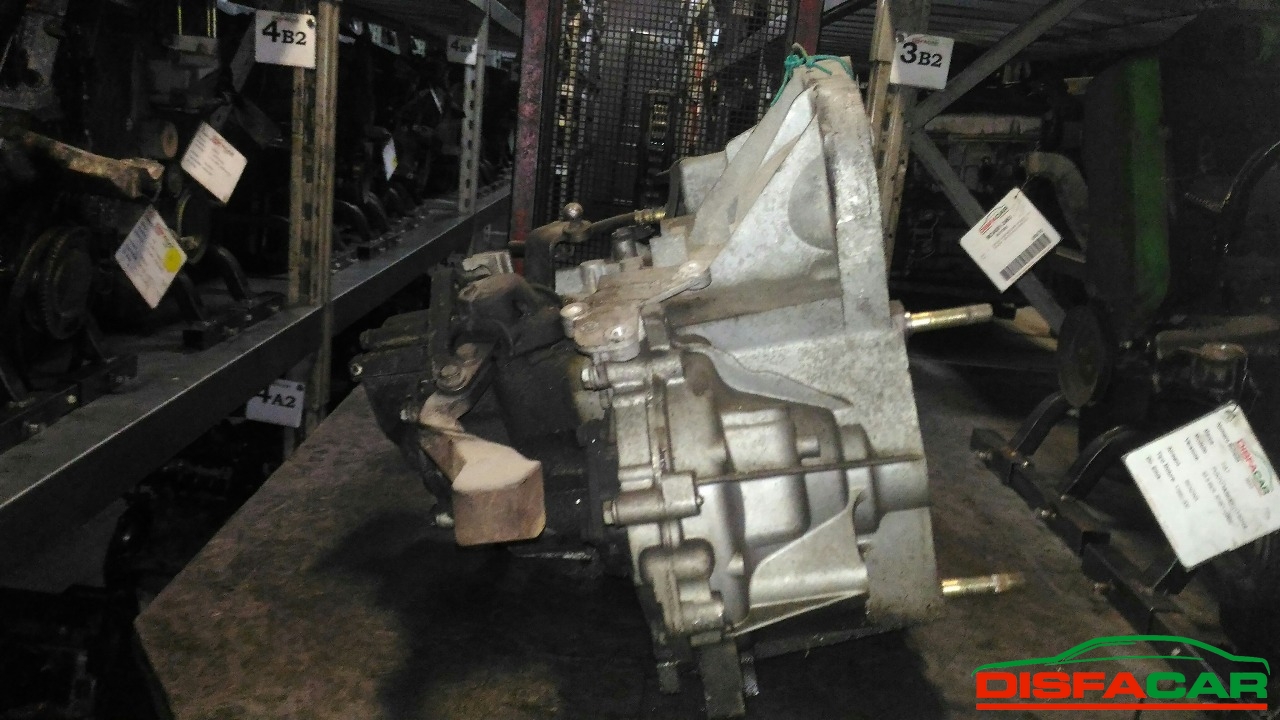 Cambio usato Alfa Romeo Alfa 147 2000, codice AR32104 – foto 4 di 8