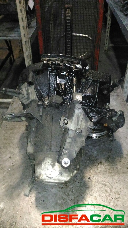 Cambio usato Renault Kangoo 1997, codice F8QK6 – foto 4 di 7