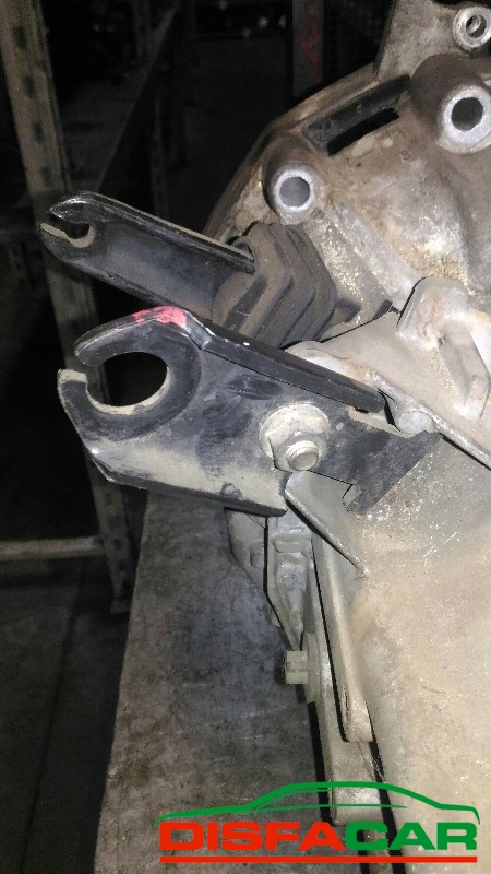 Cambio usato Renault Kangoo 1997, codice E7J77 – foto 7 di 9