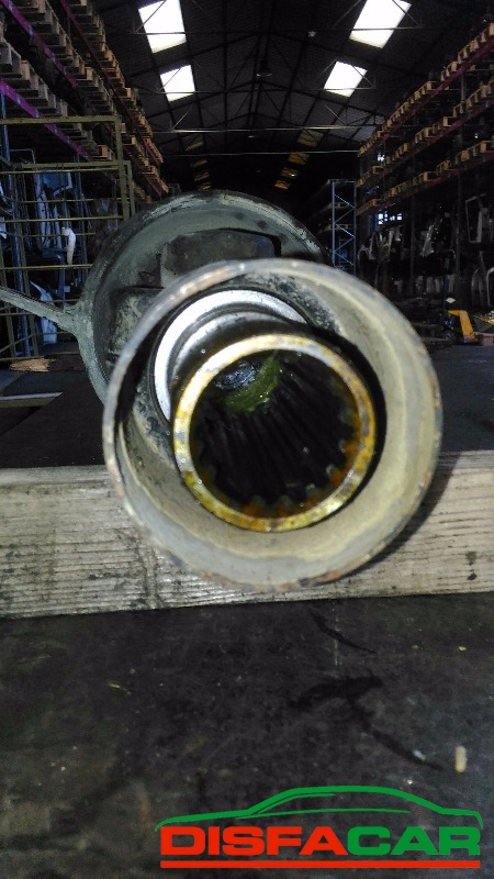 Albero di trasmissione usato Mazda B series B2500 2A SERIE. PICK-UP, codice WL – foto 5 di 10