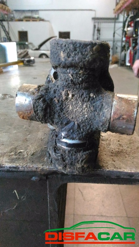 Albero di trasmissione usato Tata PICK-UP 2000, codice 483DLTC49 – foto 2 di 9