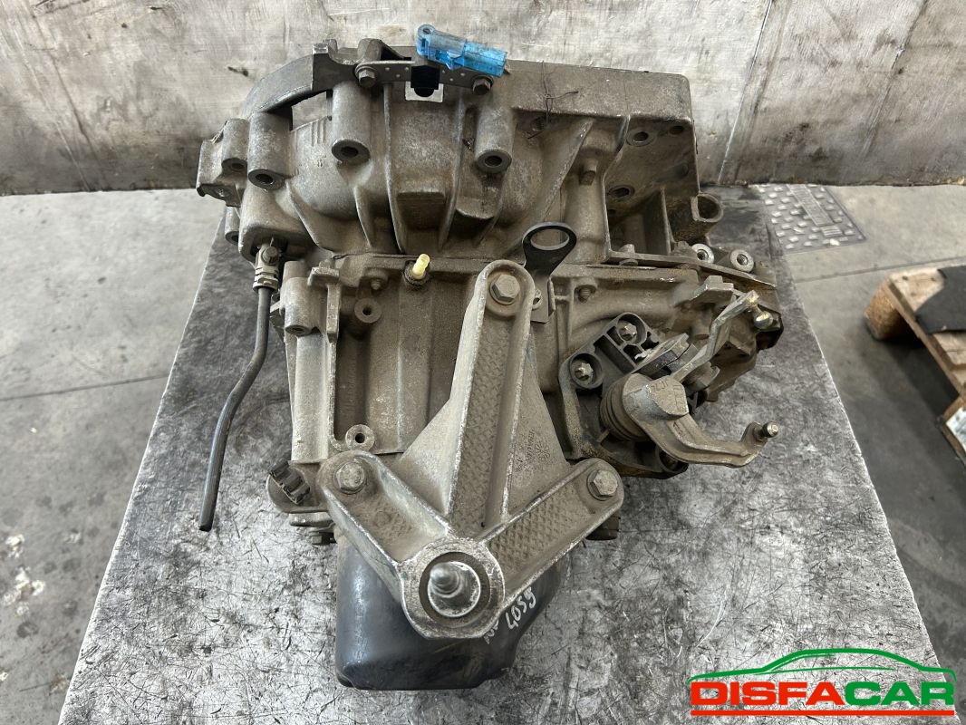 Cambio usato Renault Scenic 2003, codice K4MT7 – foto 5 di 9