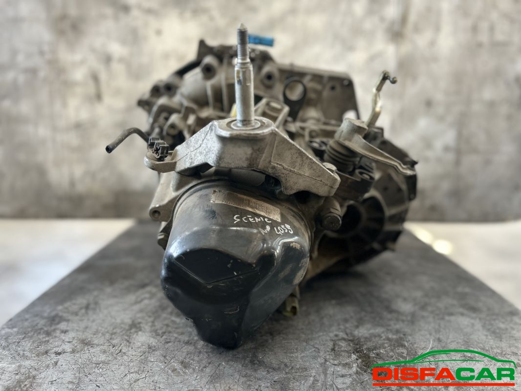 Cambio usato Renault Scenic 2003, codice K4MT7 – foto 3 di 9