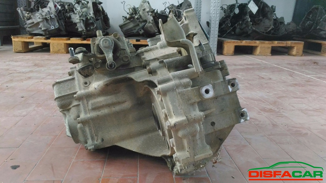 Cambio usato Toyota Yaris VERSO 2003, codice 1NDTV – foto 5 di 9