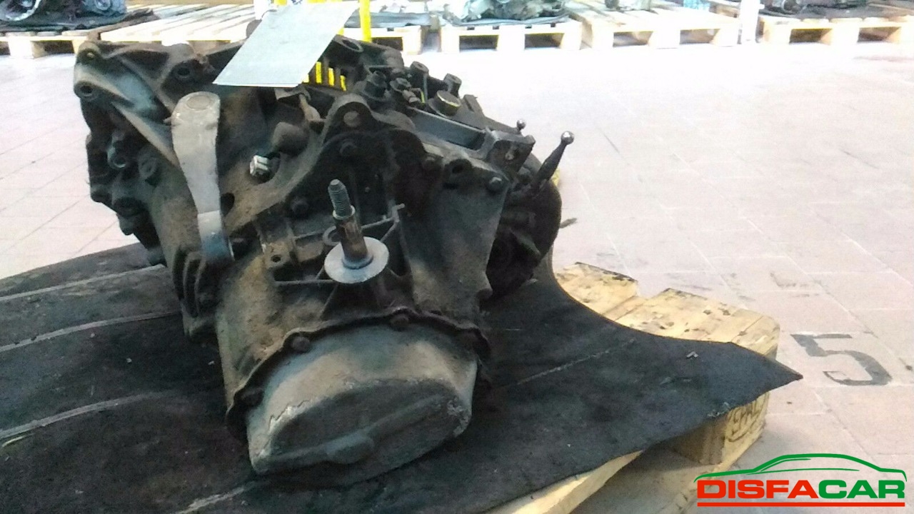 Cambio usato Peugeot 205 1991 – foto 4 di 8