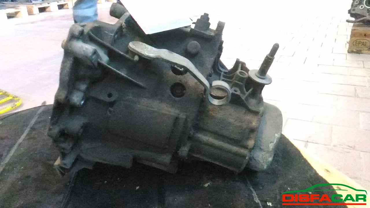 Cambio usato Peugeot 205 1991 – foto 3 di 8