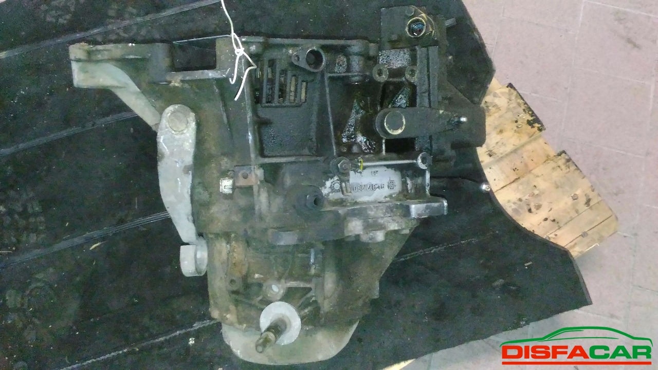 Cambio usato Peugeot 205 1991 – foto 6 di 8