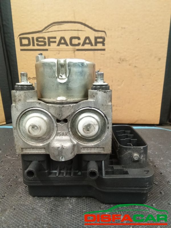 Centralina ABS usata Toyota Yaris 2A SERIE 2005, codice 44510-52460 – foto 6 di 8