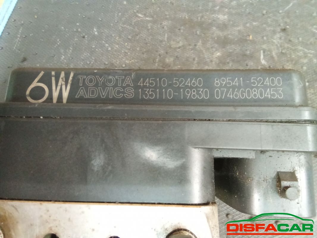 Centralina ABS usata Toyota Yaris 2A SERIE 2005, codice 44510-52460 – foto 3 di 8