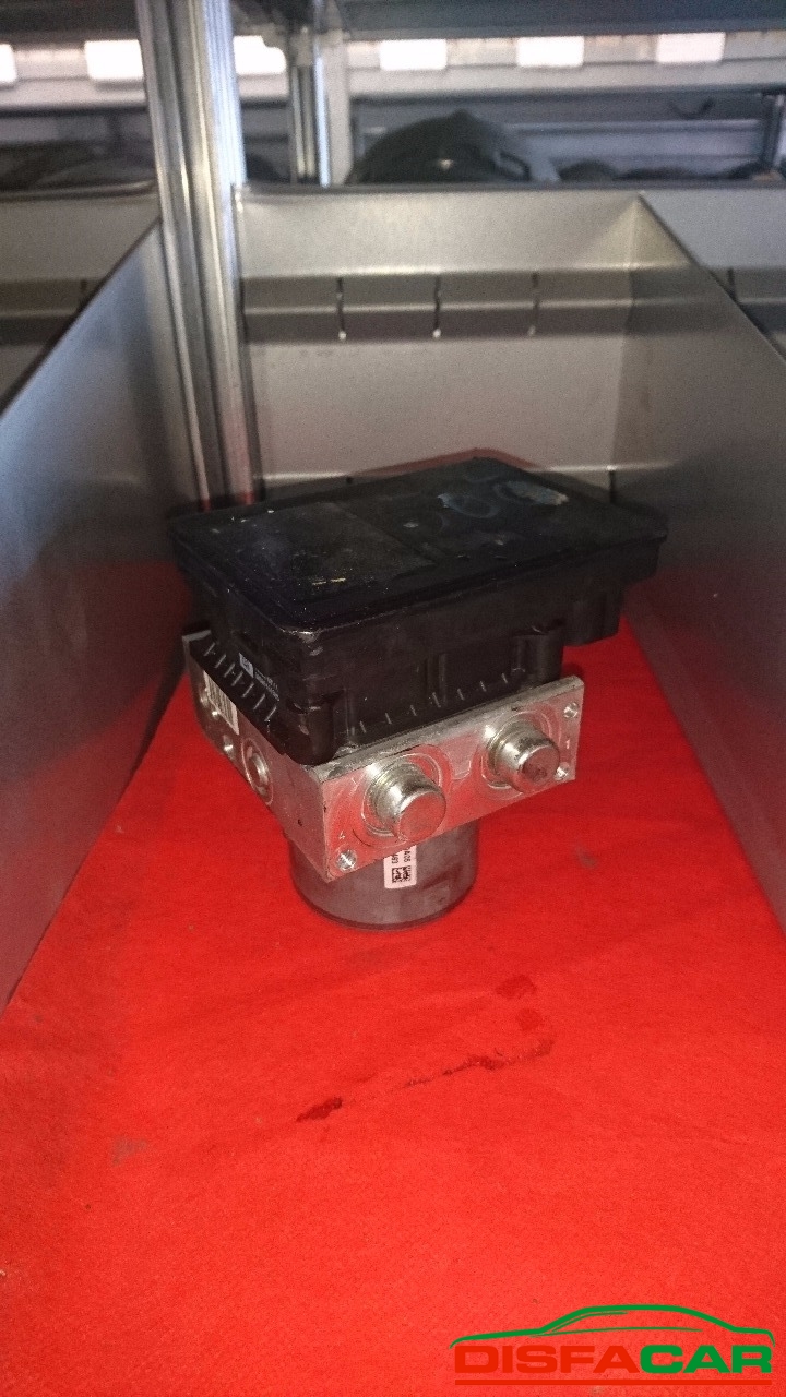 Centralina ABS usata Fiat 500L – foto 2 di 4