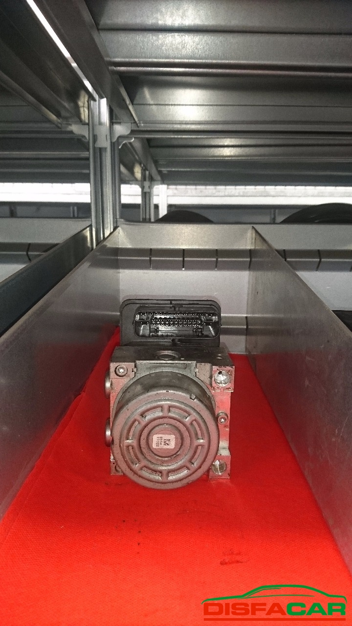 Centralina ABS usata Alfa Romeo Giulietta, codice 0.0915-2806.3 – foto 3 di 4