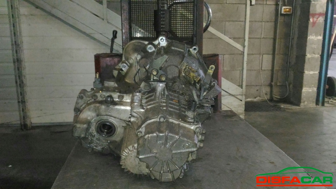 Cambio usato Mitsubishi Space Wagon 1998, codice 4G63 – foto 3 di 7