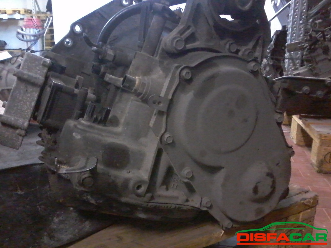 Cambio usato Chrysler Voyager 2004, codice 2.8L – foto 3 di 13