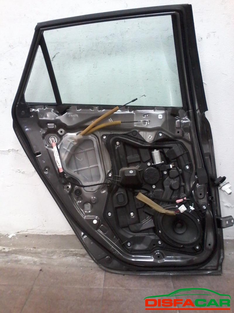 Lamierati usati Mazda 3 2006 – foto 2 di 2