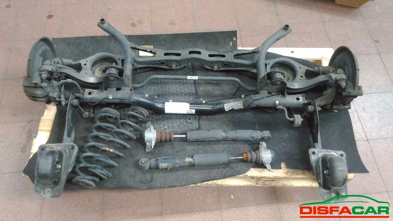 Assale posteriore Volkswagen Touran 2003 – pezzo 1