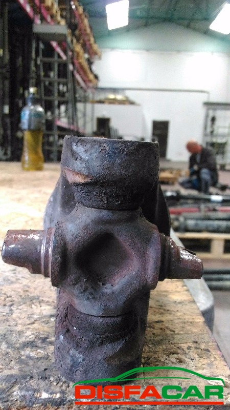 Albero di trasmissione usato Tata Safari 1999 – foto 2 di 10