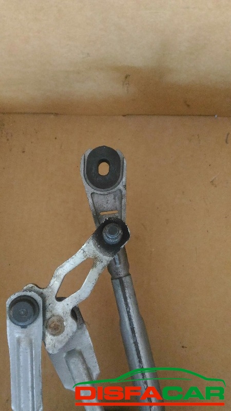 Motorino tergicristallo usato Fiat 500L Completo di leveraggio 2012, codice 000035841 – foto 3 di 3