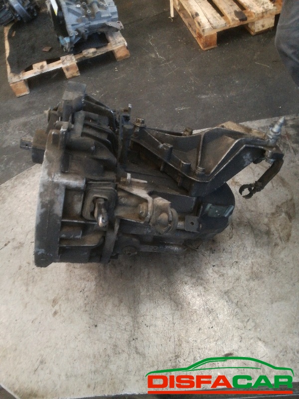 Cambio usato Renault Laguna 2000, codice F9qf7 – foto 4 di 5