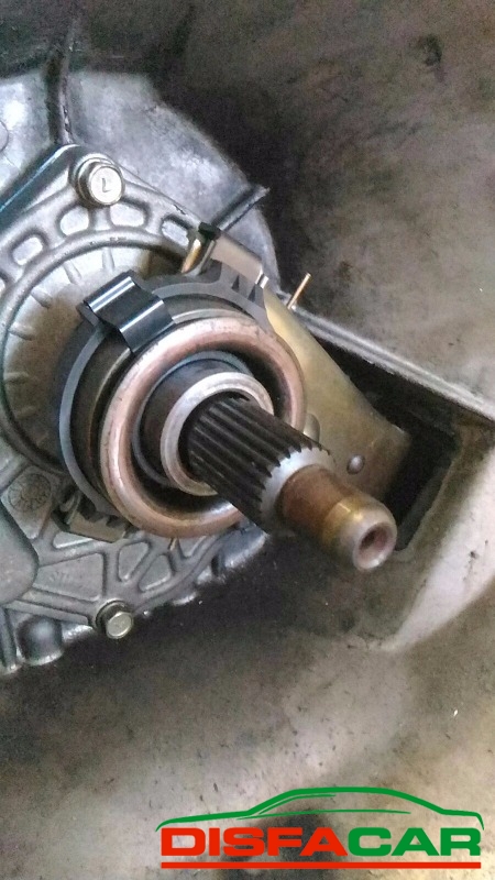 Cambio usato Hyundai H 100 2001, codice D4BF – foto 2 di 12