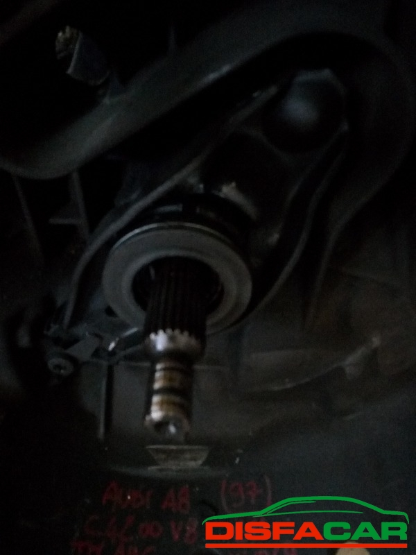 Cambio usato Audi A8 1994, codice Ahc – foto 2 di 9