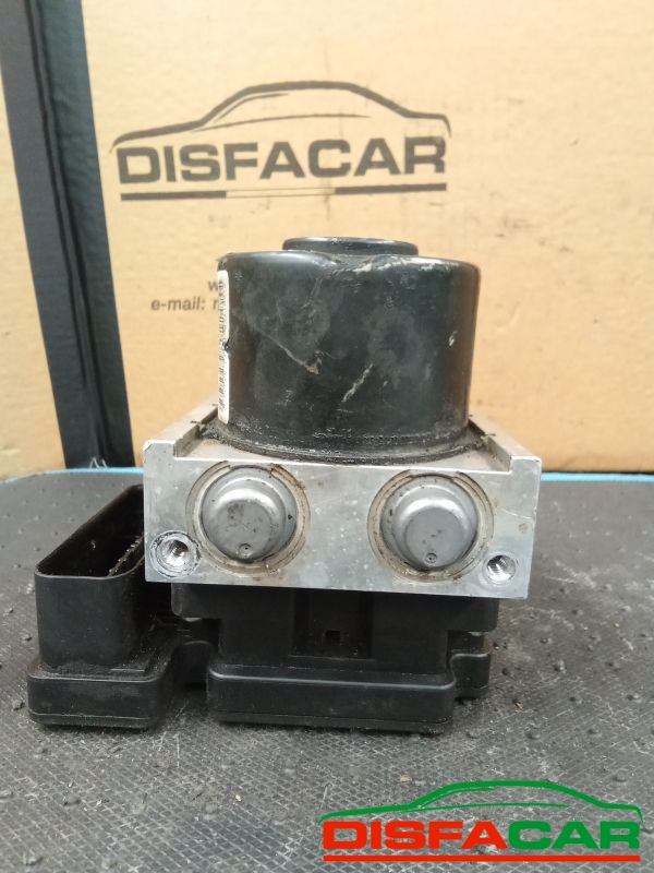 Centralina ABS usata Peugeot 207 2006, codice 10.0207-0105.4 – foto 4 di 8