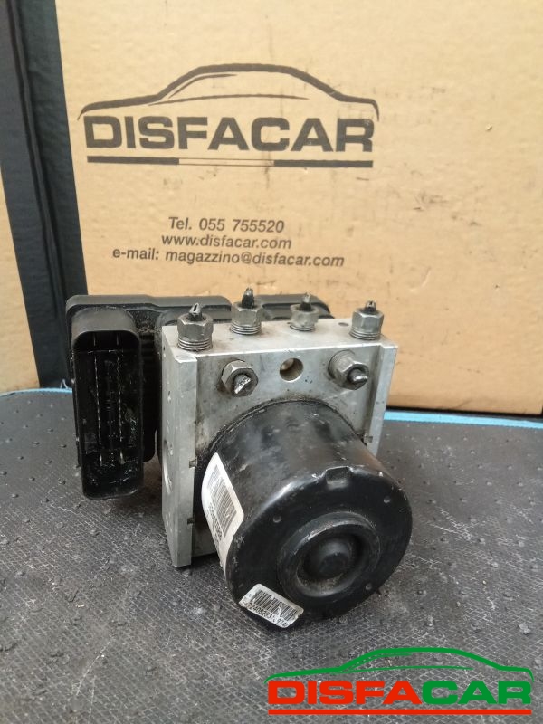 Centralina ABS usata Peugeot 207 2006, codice 10.0207-0105.4 – foto 2 di 8