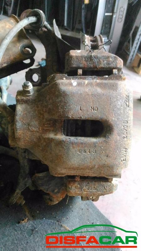 Assale anteriore con differenziale 4x4 usato BMW X5 E53 2000, codice M54E53 – foto 3 di 9