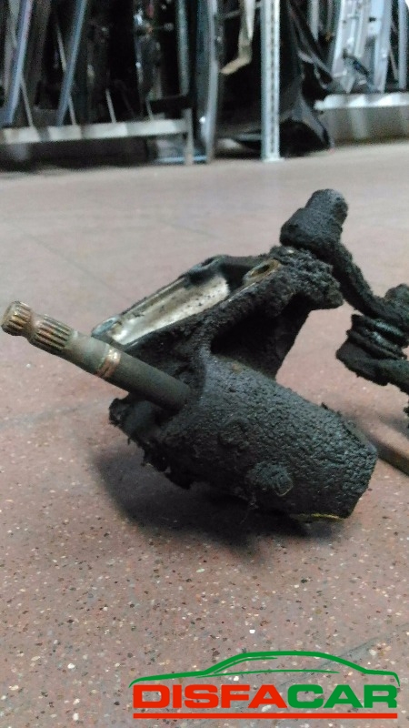 Telaietto anteriore usato Fiat 126, codice 126A1000 – foto 11 di 12