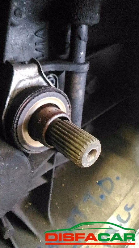 Cambio usato Ford Escort 1995, codice RFD – foto 2 di 7