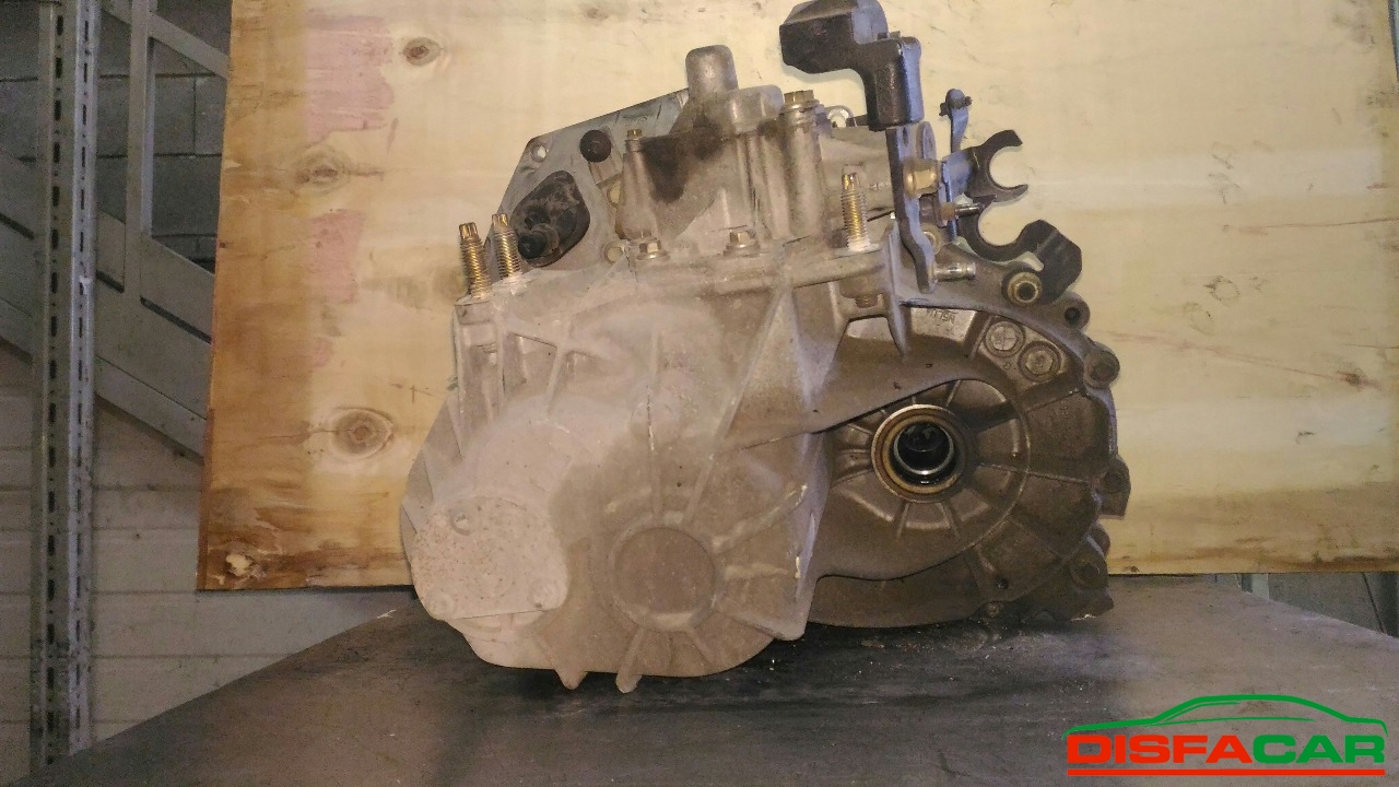 Cambio usato Ford Mondeo 1996, codice RKF – foto 4 di 8