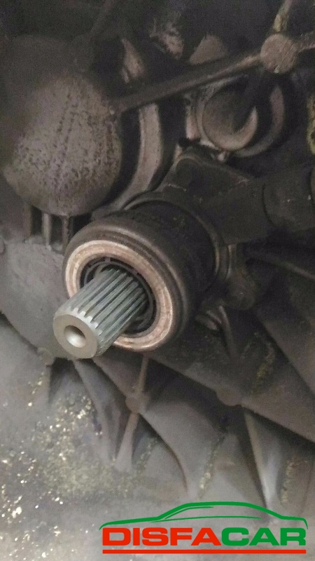Cambio usato Ford Mondeo 2003, codice QJBA – foto 2 di 8