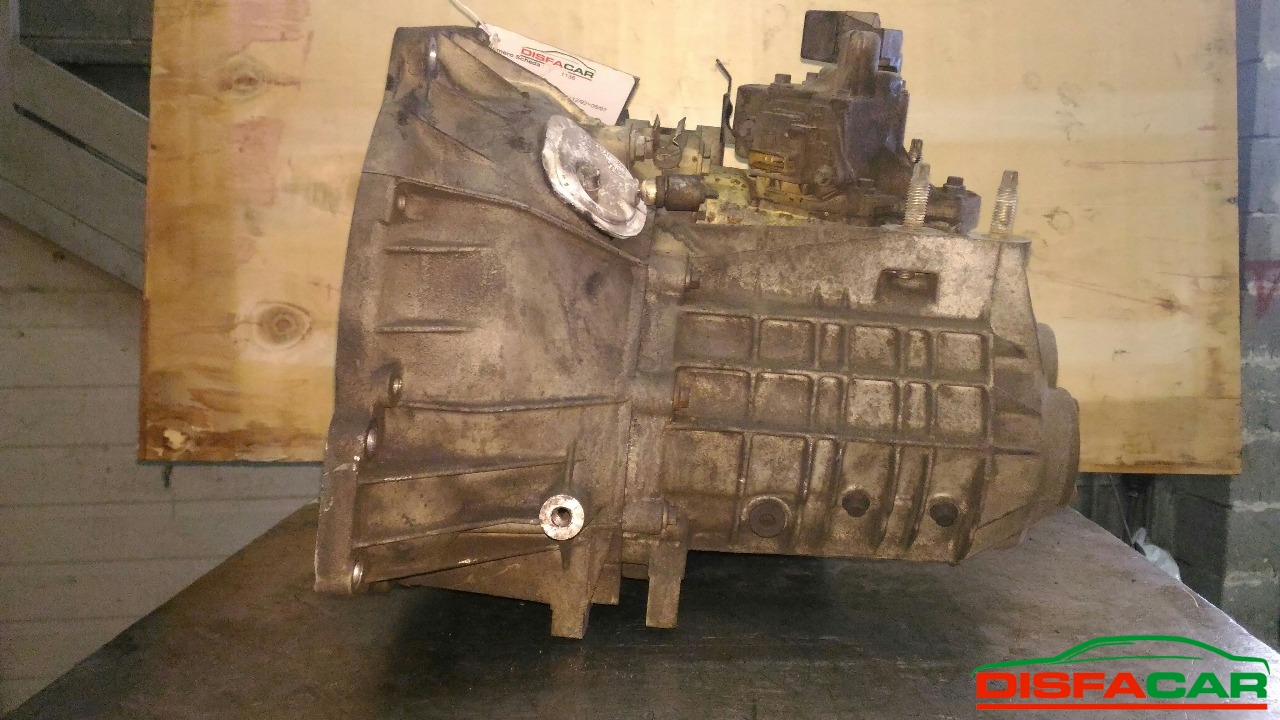 Cambio usato Ford Mondeo 1992, codice RFN – foto 3 di 8