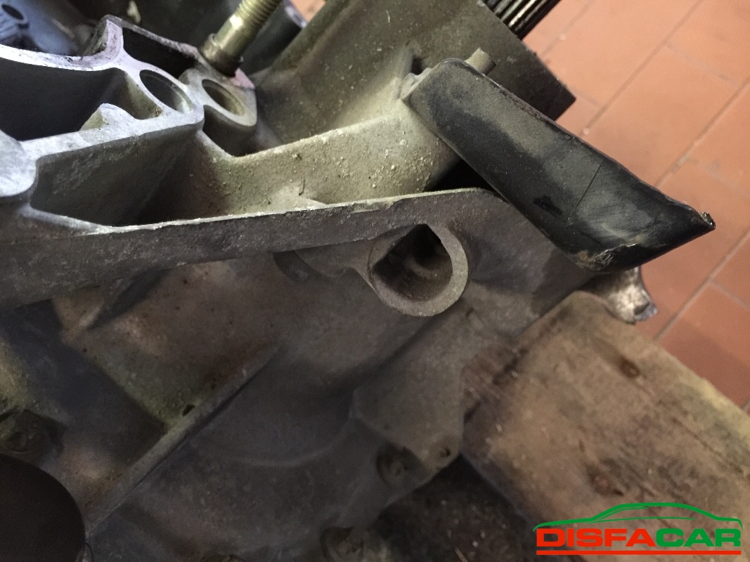 Cambio usato Renault Clio JC5128 Jc5109 1997, codice K9KB7 – foto 2 di 4