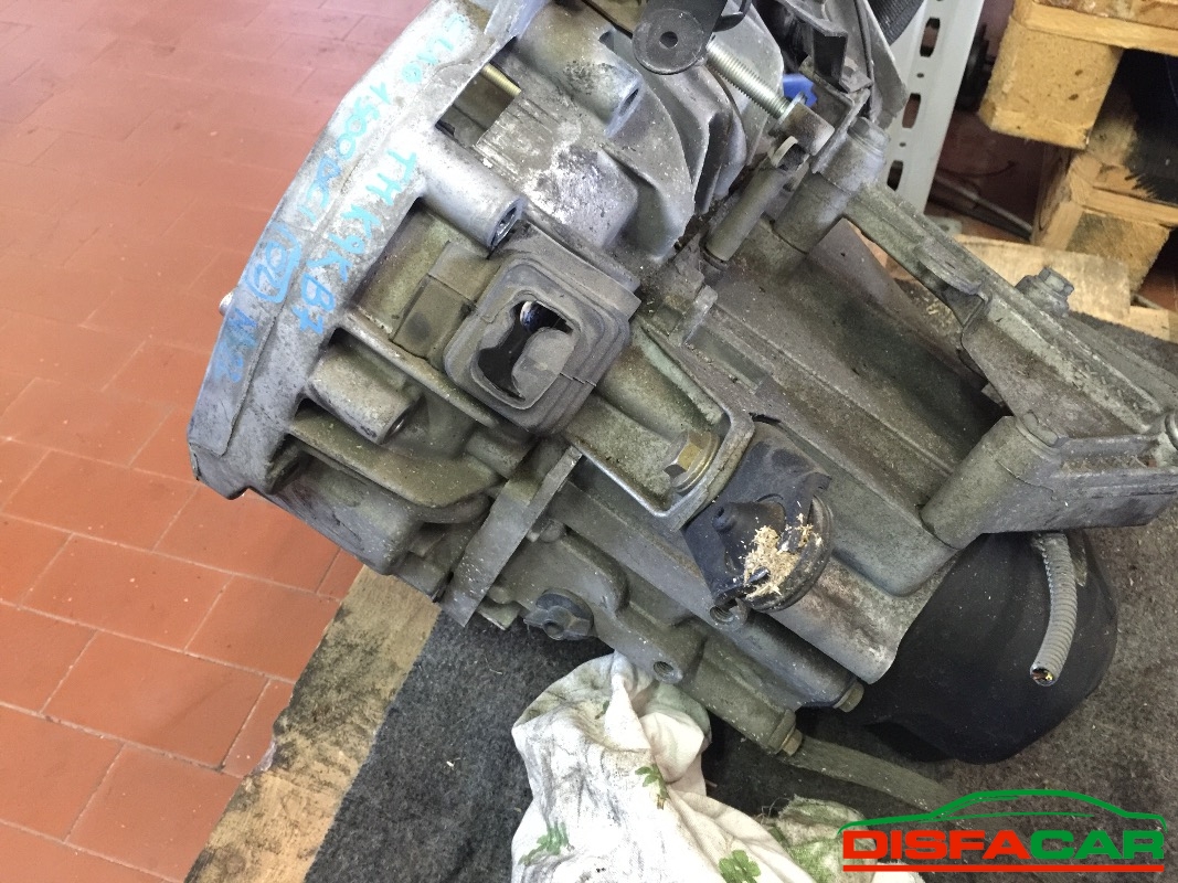 Cambio usato Renault Clio JC5128 Jc5109 1997, codice K9KB7 – foto 3 di 4