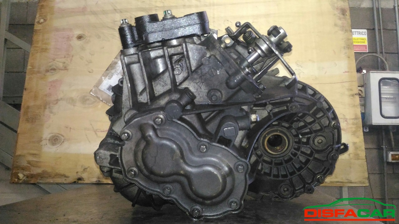 Cambio usato Opel Meriva ASTRA H 2003, codice Z17DTH – foto 4 di 7