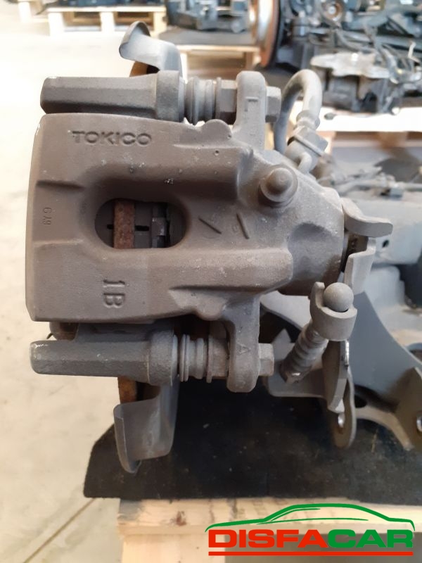 Assale posteriore usato Toyota Auris BERLINA 1ª serie 2007, codice 1ADFTV – foto 8 di 11