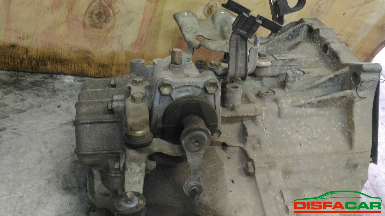Cambio usato Toyota Yaris 2001, codice 1NDTV – foto 6 di 7