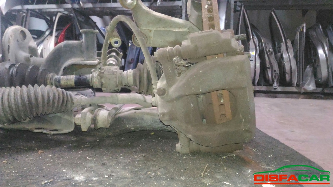 Telaietto anteriore usato Toyota Auris 2007, codice 1ADFTV – foto 3 di 5