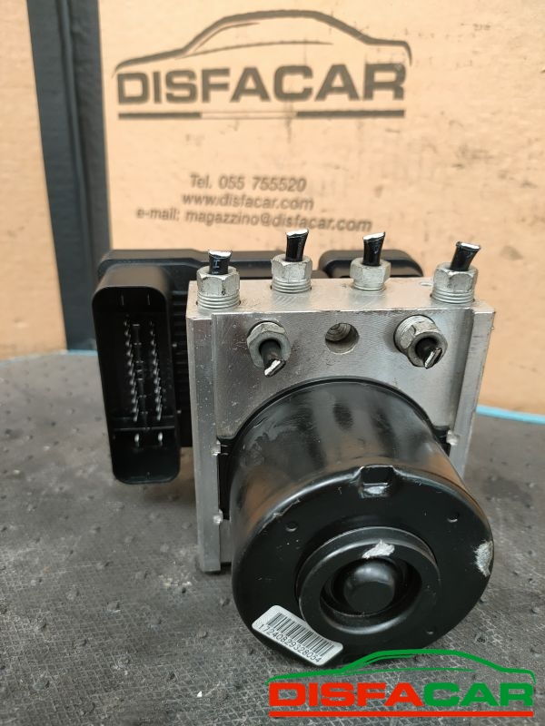 Centralina ABS usata Ford Focus FOCUS C-MAX 2004, codice 10.0207-0071.4 – foto 2 di 9