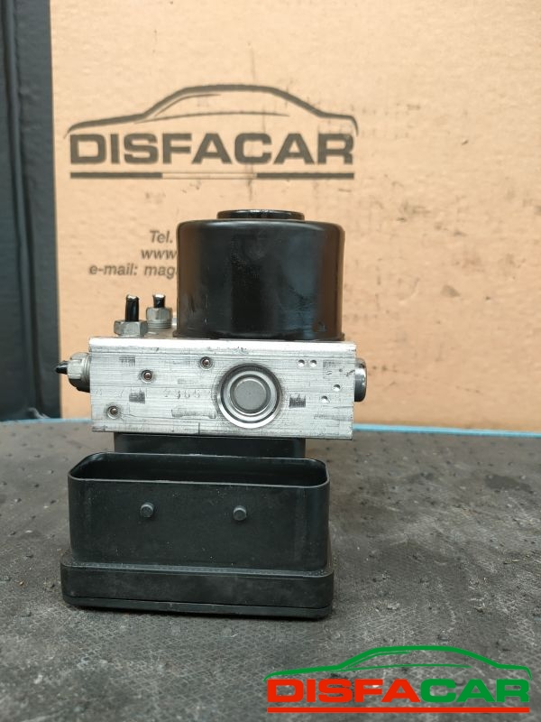 Centralina ABS usata Ford Focus FOCUS C-MAX 2004, codice 10.0207-0071.4 – foto 7 di 9
