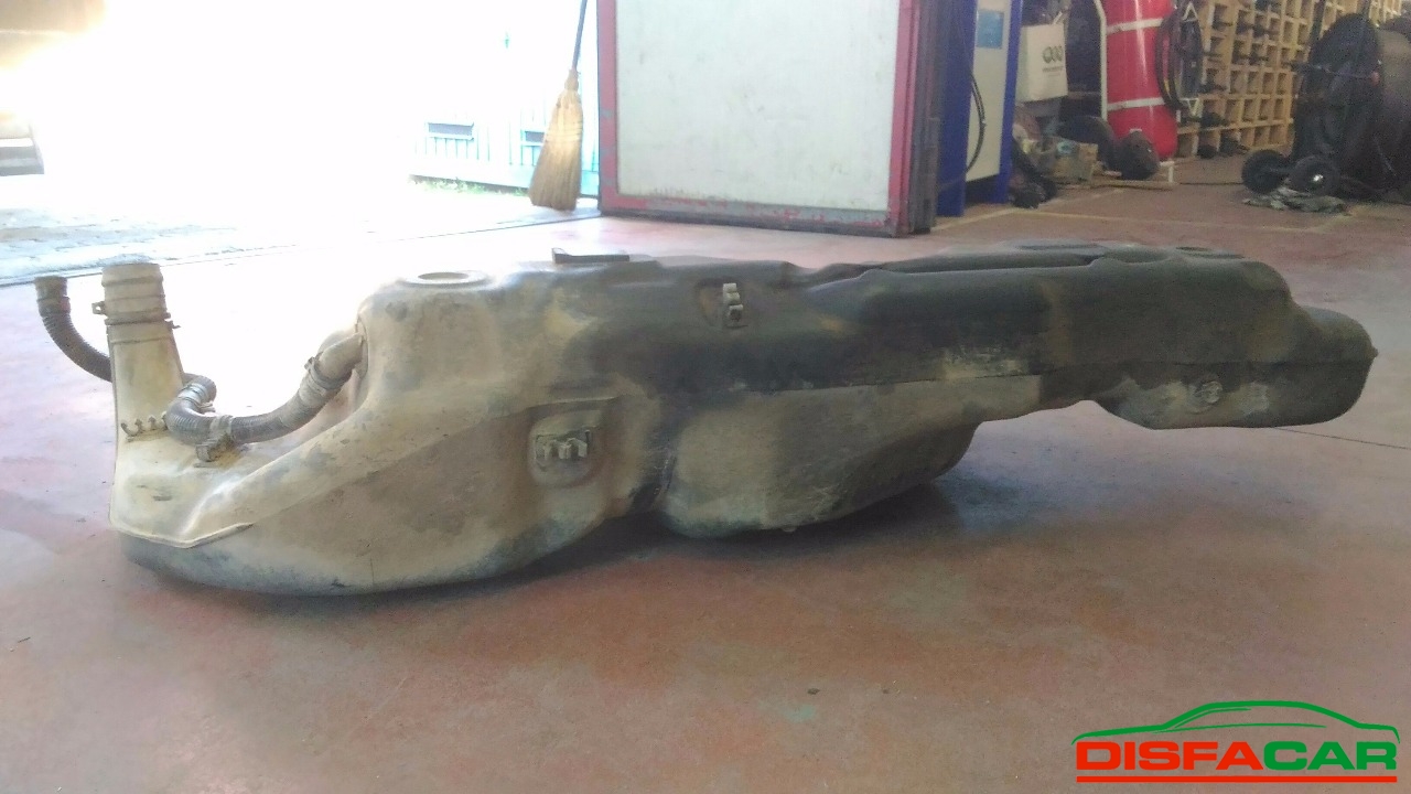 Serbatoio usato Lancia MUSA 2004, codice 188B2.000 – foto 2 di 3