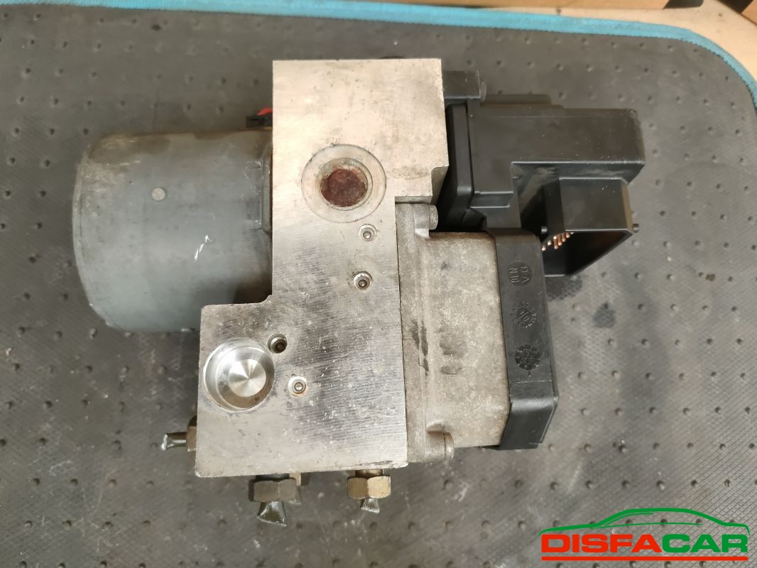 Centralina ABS usata Ford Transit 6A SERIE 2000, codice 0265220538 – foto 11 di 11