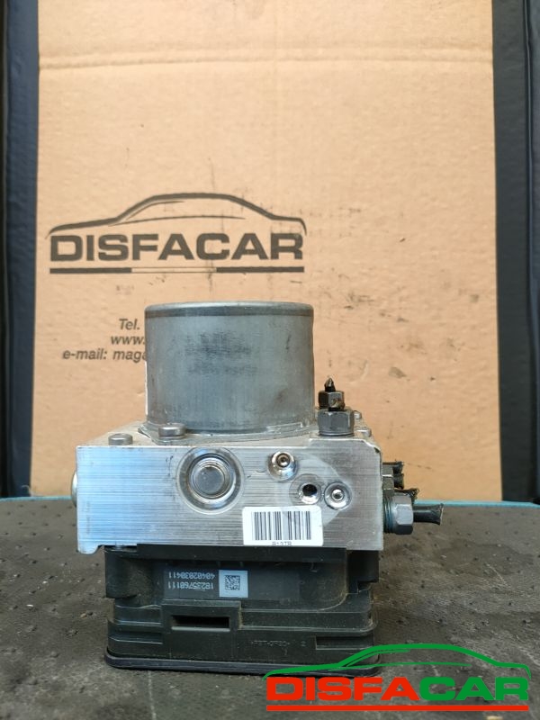 Centralina ABS usata Fiat 500L 2012, codice 18552009 – foto 5 di 8