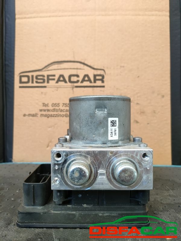 Centralina ABS usata Fiat 500L 2012, codice 18552009 – foto 4 di 8