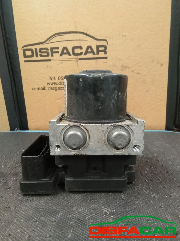 Centralina ABS usata Peugeot 207 2006, codice 10.0207-0077.4 – foto 4 di 8
