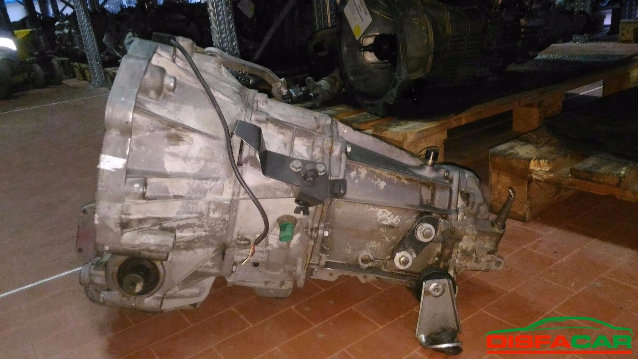 Cambio usato Renault Trafic 1998 – foto 3 di 7
