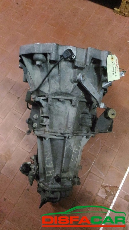 Cambio usato Renault Trafic 1998 – foto 6 di 7