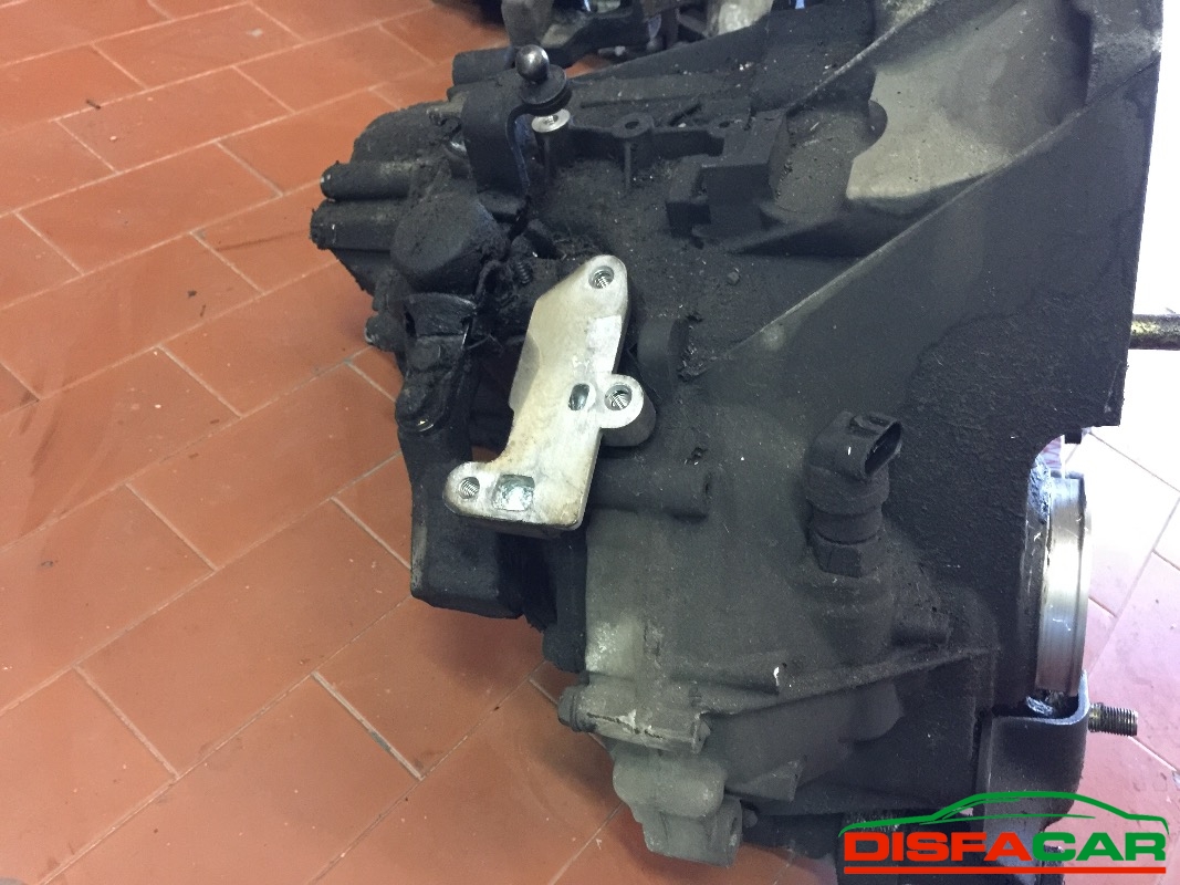 Cambio usato Fiat Doblo 2000, codice 223A5000 – foto 2 di 5